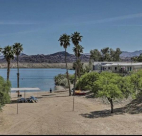 Lake view at Sam's Beachcomber #A1